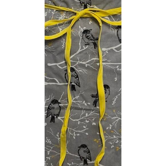 Handmade reversible cotton apron egg apron farmhouse bird print - Picture 6 of 6